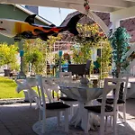 Boutique-hotel Art Zone Ranch 住宿加早餐酒店