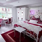 住宿加早餐酒店 Boutique-hotel Art Zone Ranch 3*