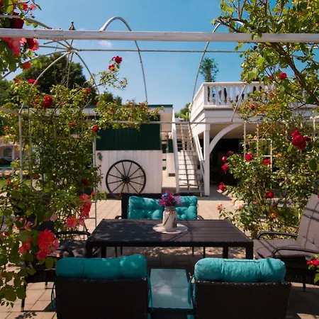 Bed & Breakfast Boutique-hotel Art Zone Ranch 3*