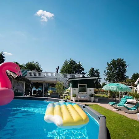 Boutique-hotel Art Zone Ranch 3*