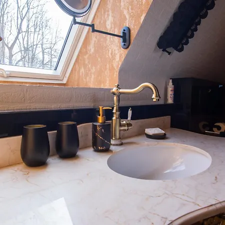 Couette-café Boutique-hotel Art Zone Ranch 3*